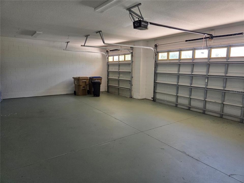 В аренду: $3,050 (5 спален, 4 ванн, 3735 Квадратных фут)