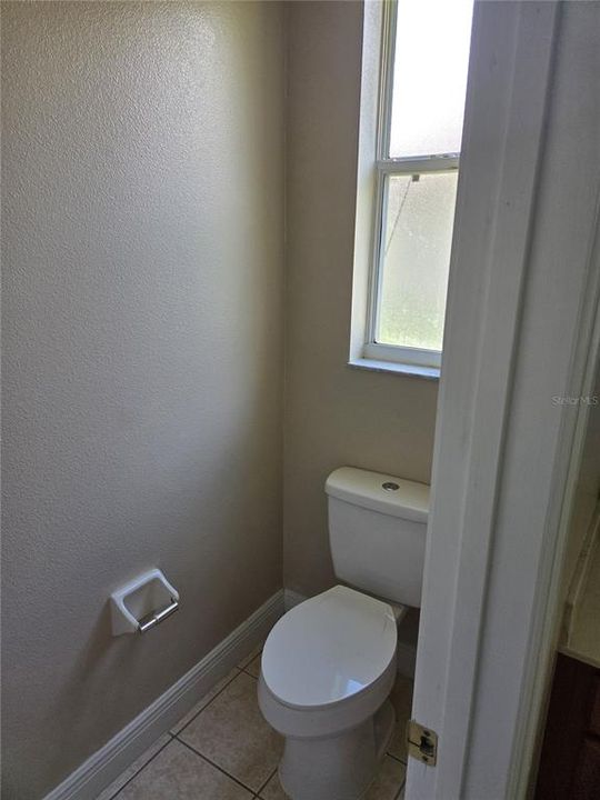 В аренду: $3,050 (5 спален, 4 ванн, 3735 Квадратных фут)