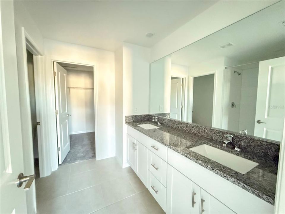 В аренду: $2,100 (3 спален, 2 ванн, 1601 Квадратных фут)