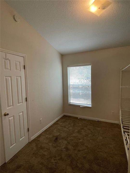For Rent: $2,100 (4 beds, 3 baths, 2050 Square Feet)