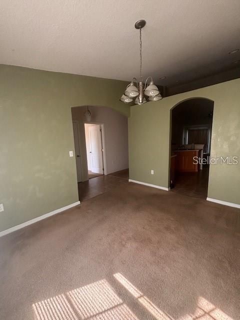 В аренду: $1,600 (4 спален, 2 ванн, 1785 Квадратных фут)