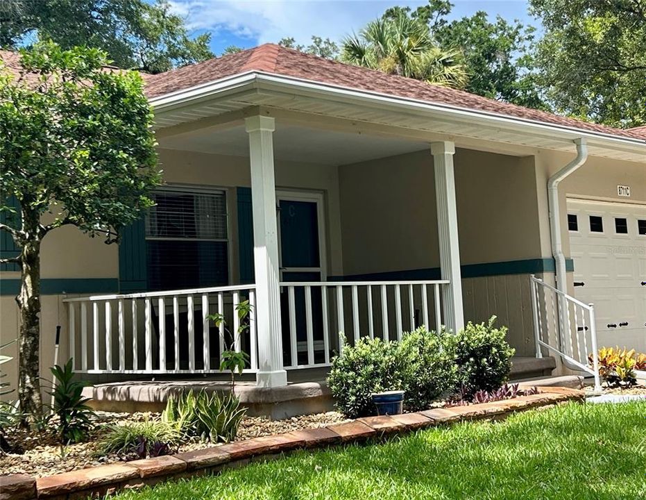 For Sale: $159,900 (2 beds, 2 baths, 1484 Square Feet)