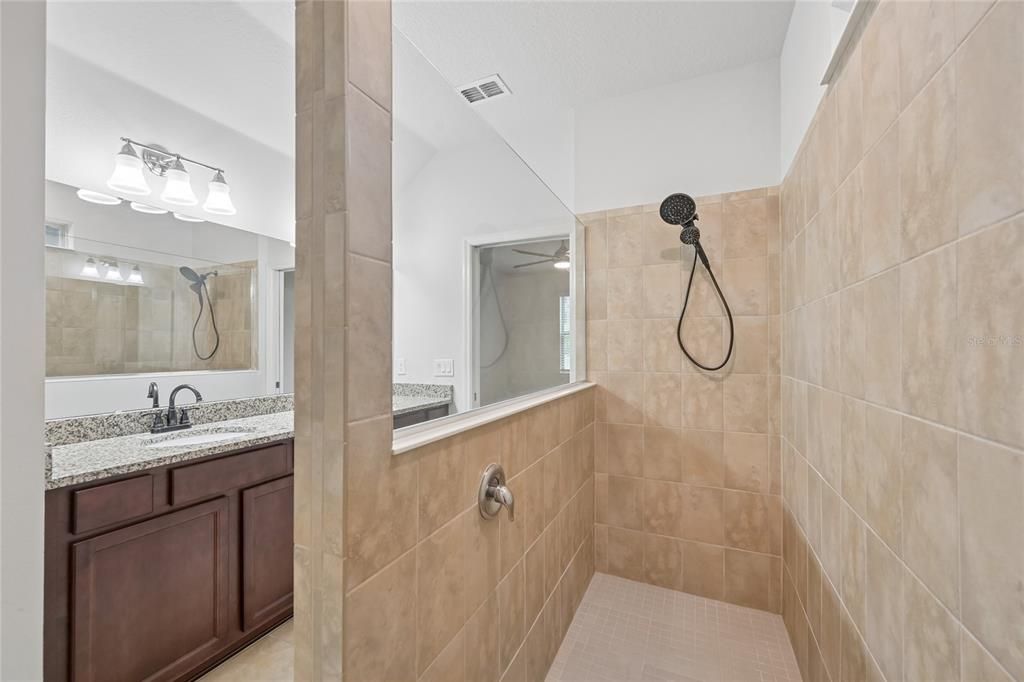 For Sale: $439,900 (4 beds, 2 baths, 2847 Square Feet)