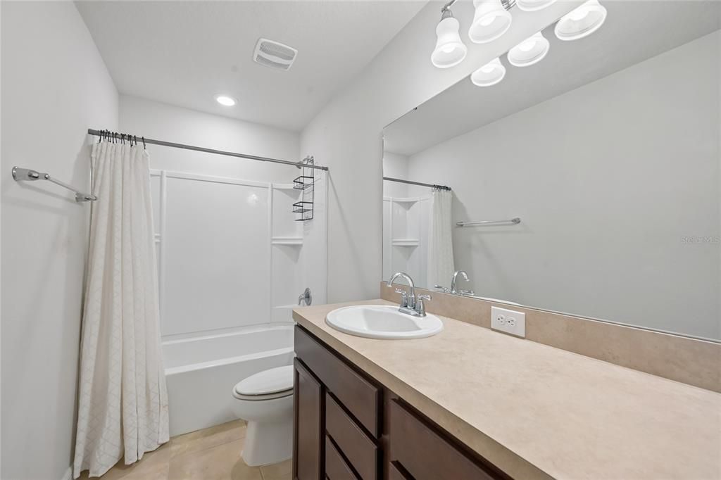 For Sale: $439,900 (4 beds, 2 baths, 2847 Square Feet)