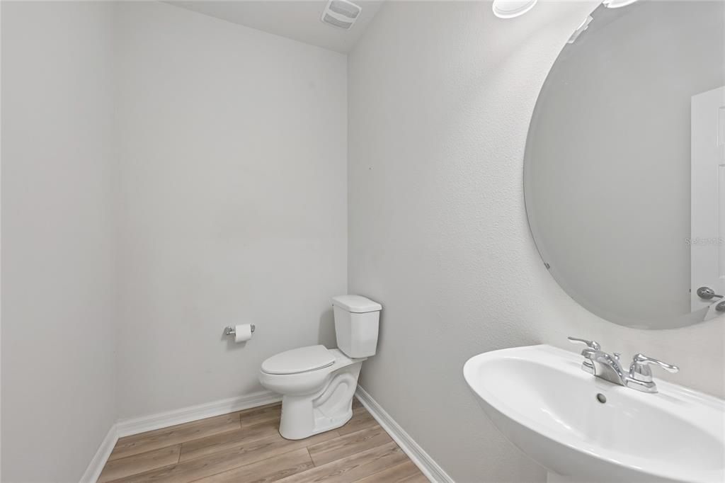 For Sale: $439,900 (4 beds, 2 baths, 2847 Square Feet)
