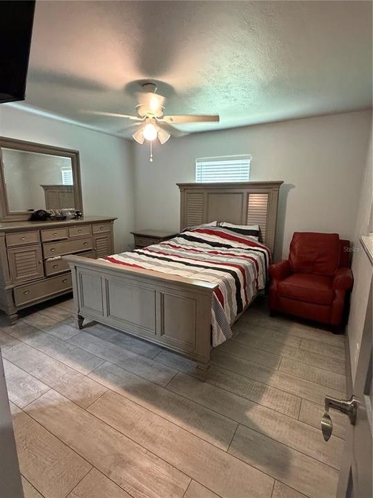 En Venta: $324,900 (3 camas, 2 baños, 1200 Pies cuadrados)