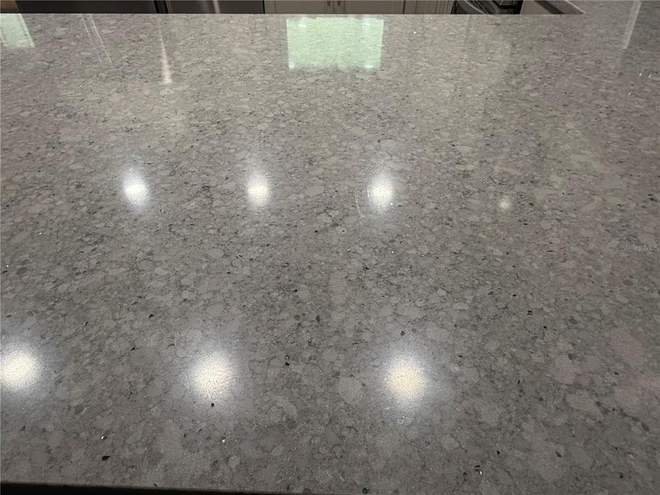 En Venta: $324,900 (3 camas, 2 baños, 1200 Pies cuadrados)