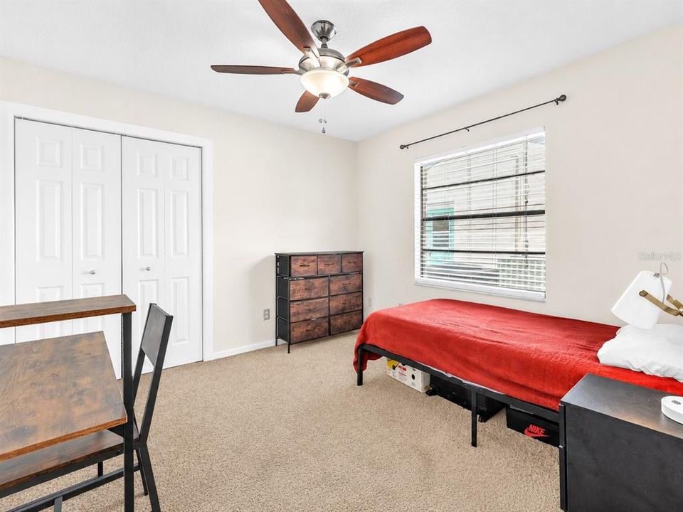 待售: $399,000 (3 贝兹, 2 浴室, 1289 平方英尺)