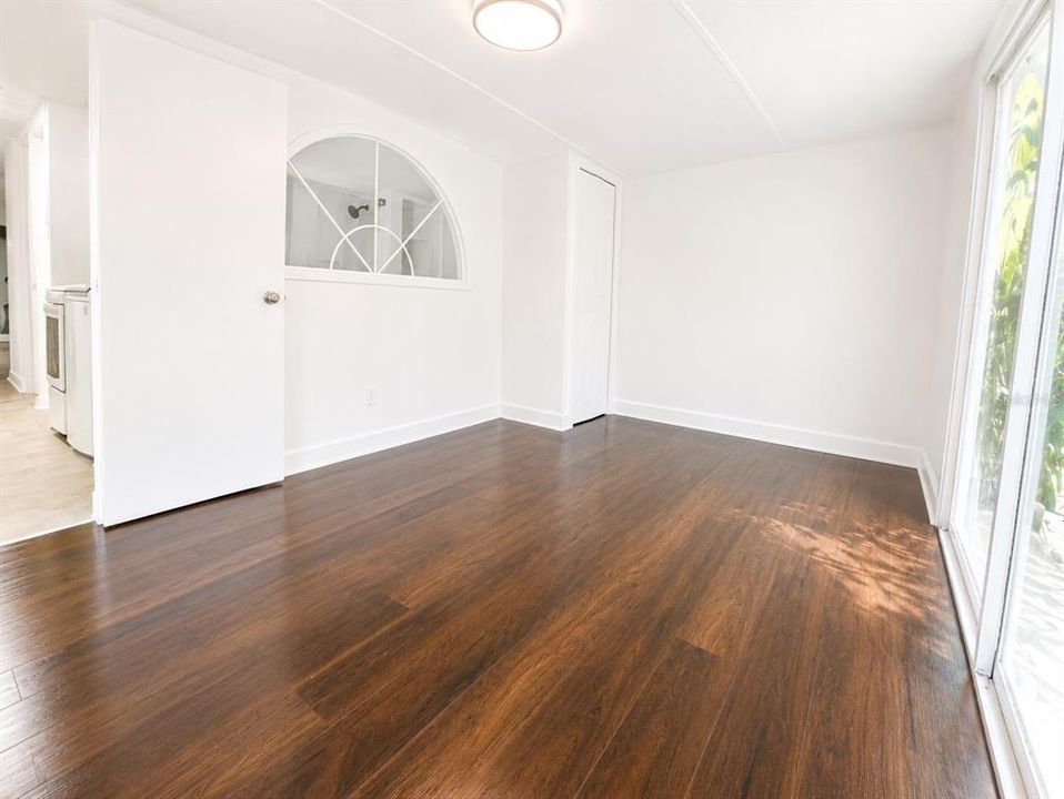 На продажу: $189,900 (3 спален, 2 ванн, 1450 Квадратных фут)