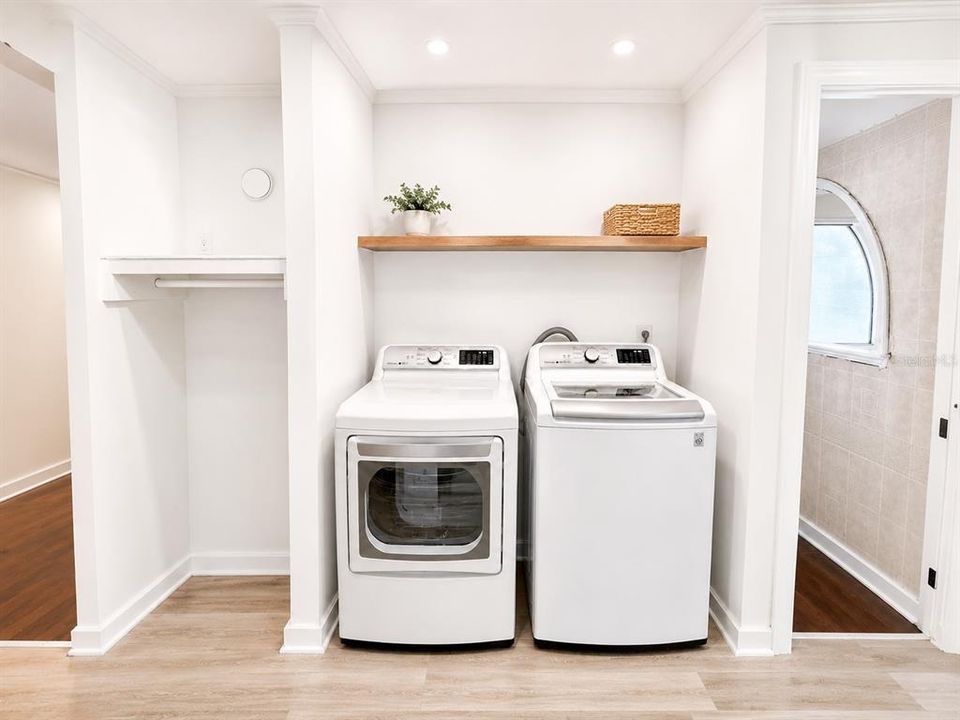 На продажу: $189,900 (3 спален, 2 ванн, 1450 Квадратных фут)