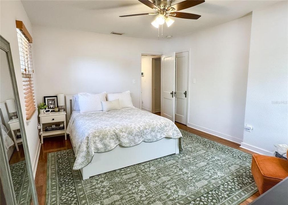 Activo con contrato: $339,000 (3 camas, 2 baños, 1295 Pies cuadrados)