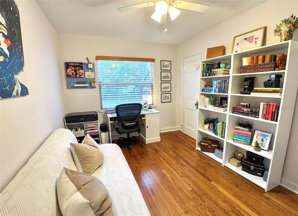 Activo con contrato: $339,000 (3 camas, 2 baños, 1295 Pies cuadrados)