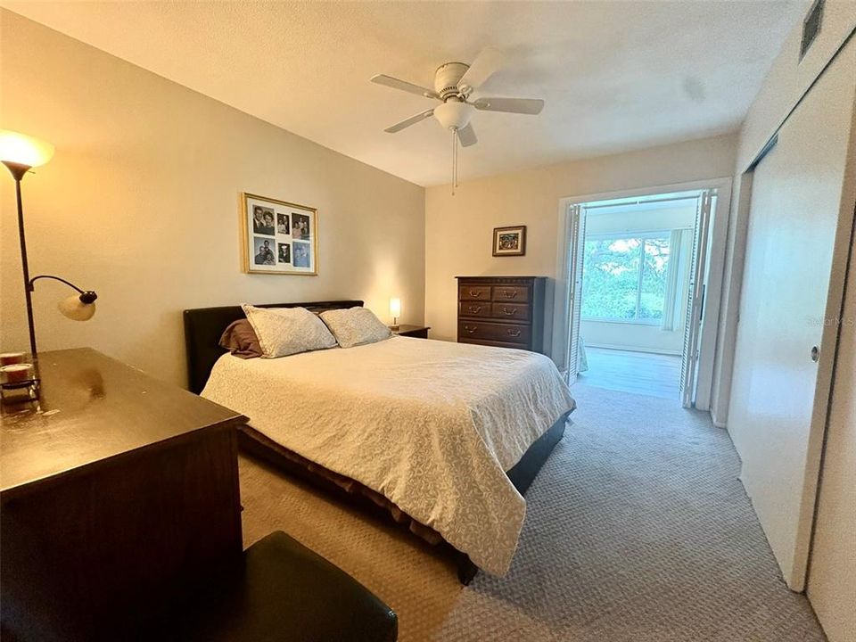 For Sale: $135,000 (2 beds, 1 baths, 1100 Square Feet)