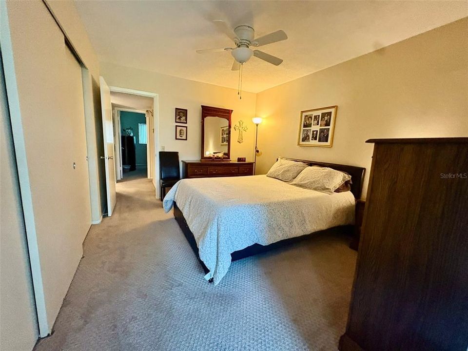 For Sale: $135,000 (2 beds, 1 baths, 1100 Square Feet)