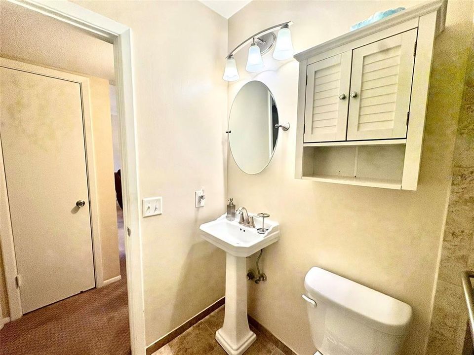 For Sale: $135,000 (2 beds, 1 baths, 1100 Square Feet)
