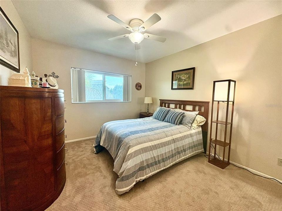 For Sale: $135,000 (2 beds, 1 baths, 1100 Square Feet)