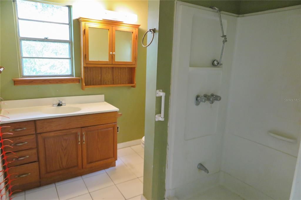 En Venta: $160,000 (3 camas, 2 baños, 1440 Pies cuadrados)