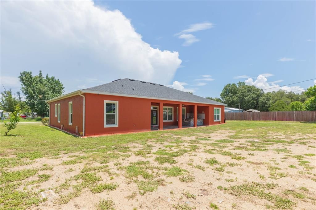 En Venta: $645,000 (4 camas, 3 baños, 2587 Pies cuadrados)