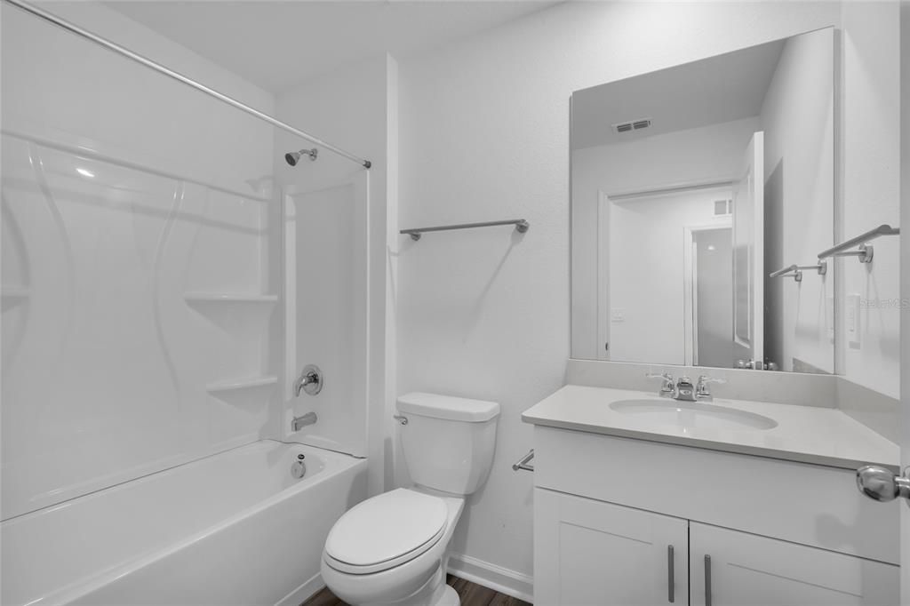 В аренду: $1,895 (3 спален, 2 ванн, 1430 Квадратных фут)
