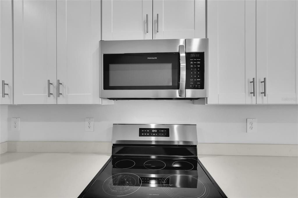 В аренду: $1,895 (3 спален, 2 ванн, 1430 Квадратных фут)