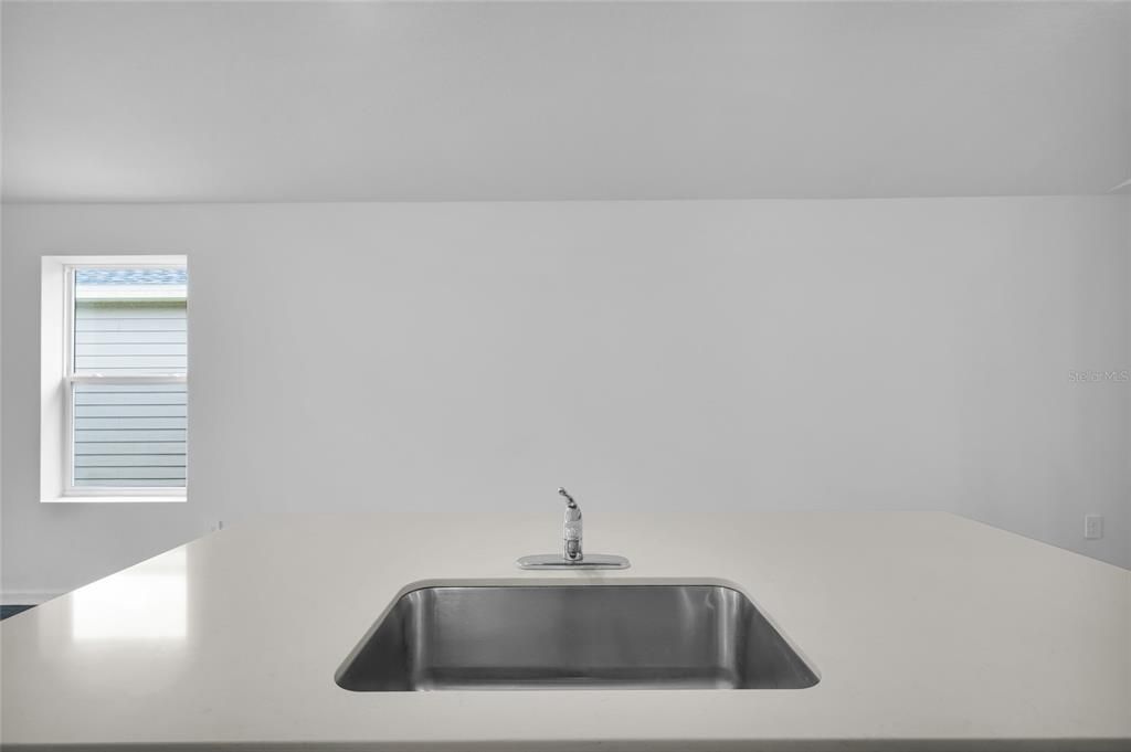 В аренду: $1,895 (3 спален, 2 ванн, 1430 Квадратных фут)