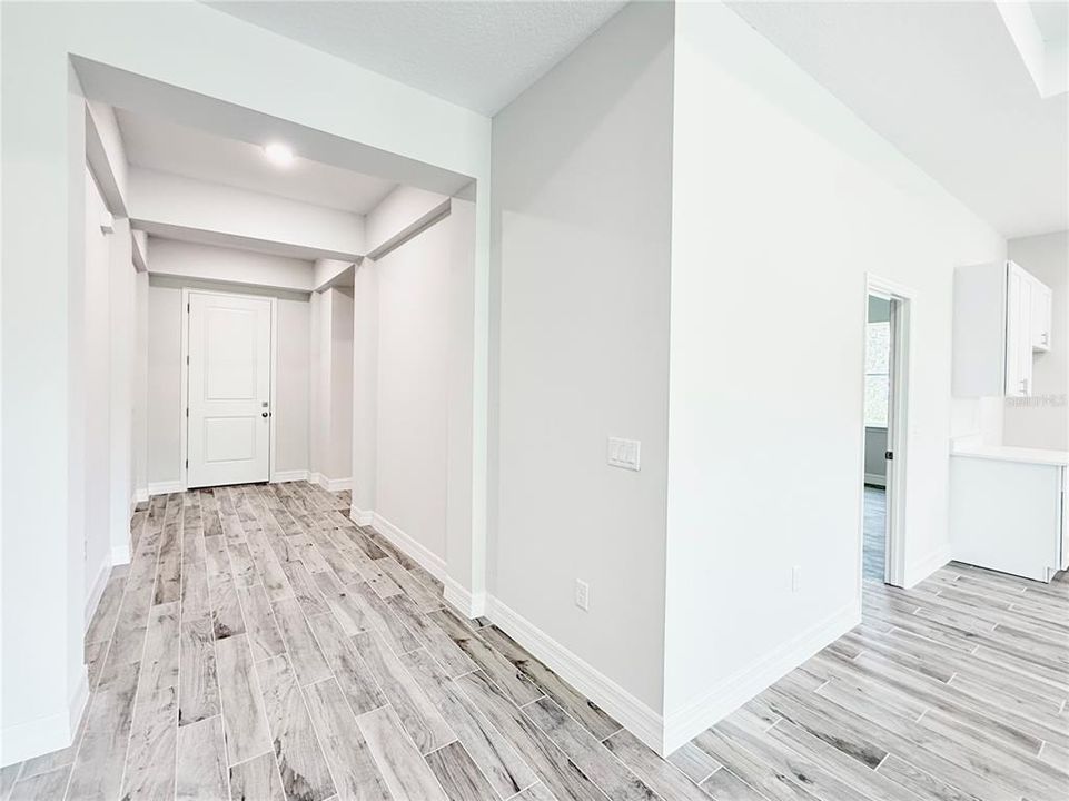 На продажу: $515,000 (4 спален, 2 ванн, 2197 Квадратных фут)
