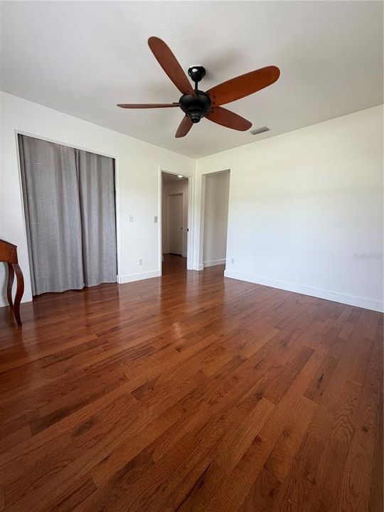 В аренду: $3,200 (2 спален, 2 ванн, 1400 Квадратных фут)
