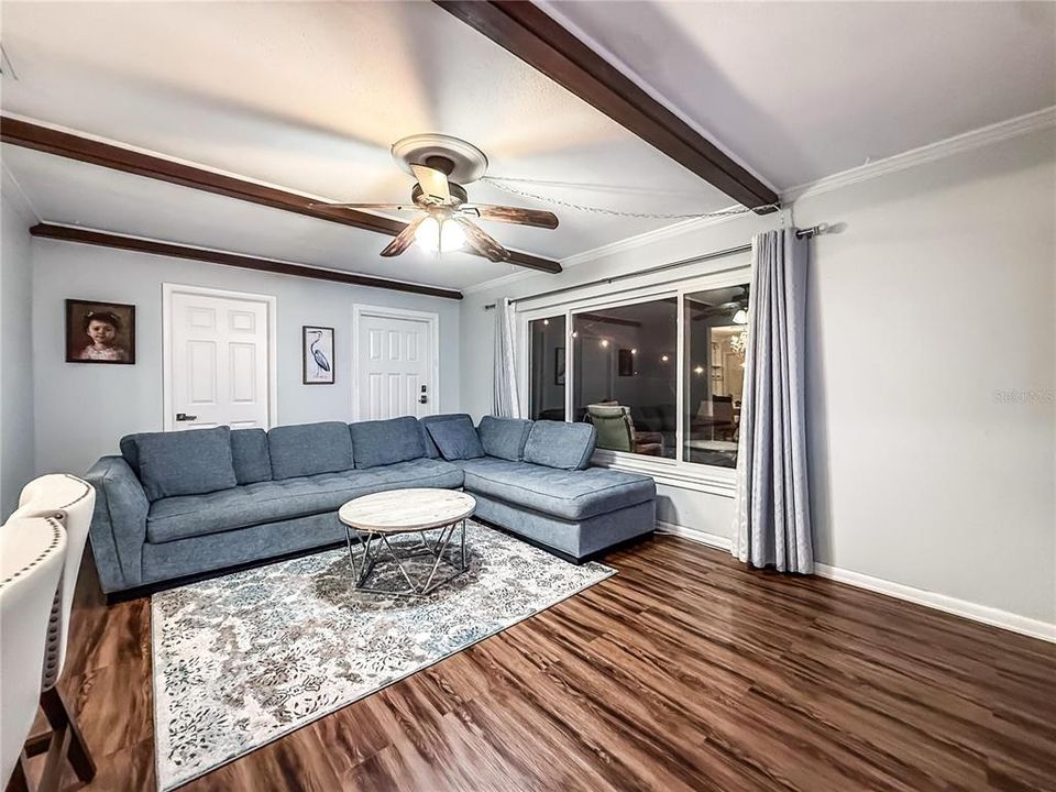 For Sale: $684,000 (5 beds, 2 baths, 1808 Square Feet)