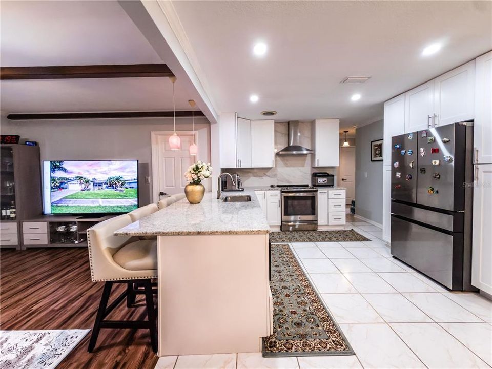 For Sale: $684,000 (5 beds, 2 baths, 1808 Square Feet)