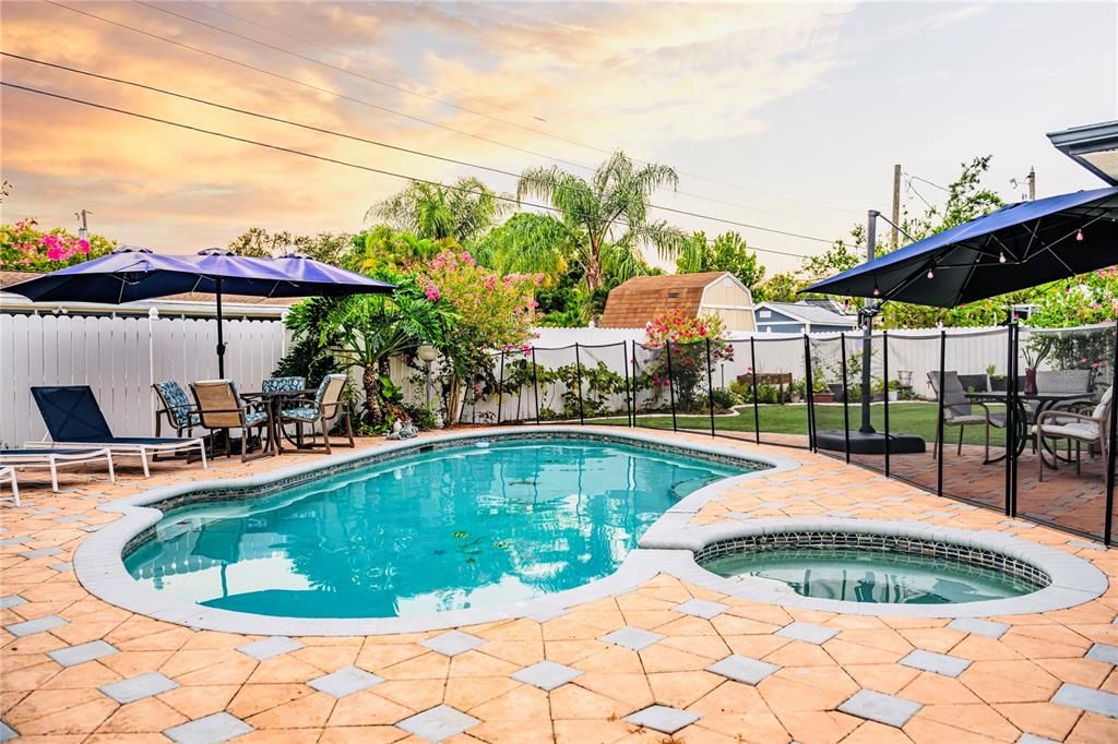 For Sale: $684,000 (5 beds, 2 baths, 1808 Square Feet)