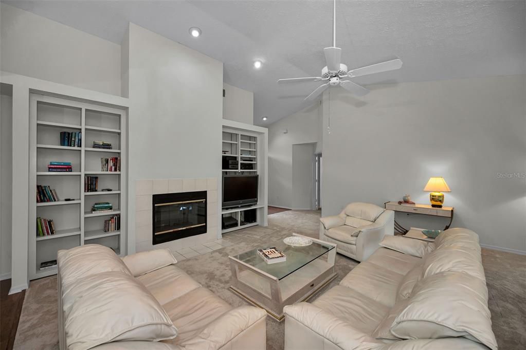 For Sale: $495,000 (3 beds, 2 baths, 1685 Square Feet)
