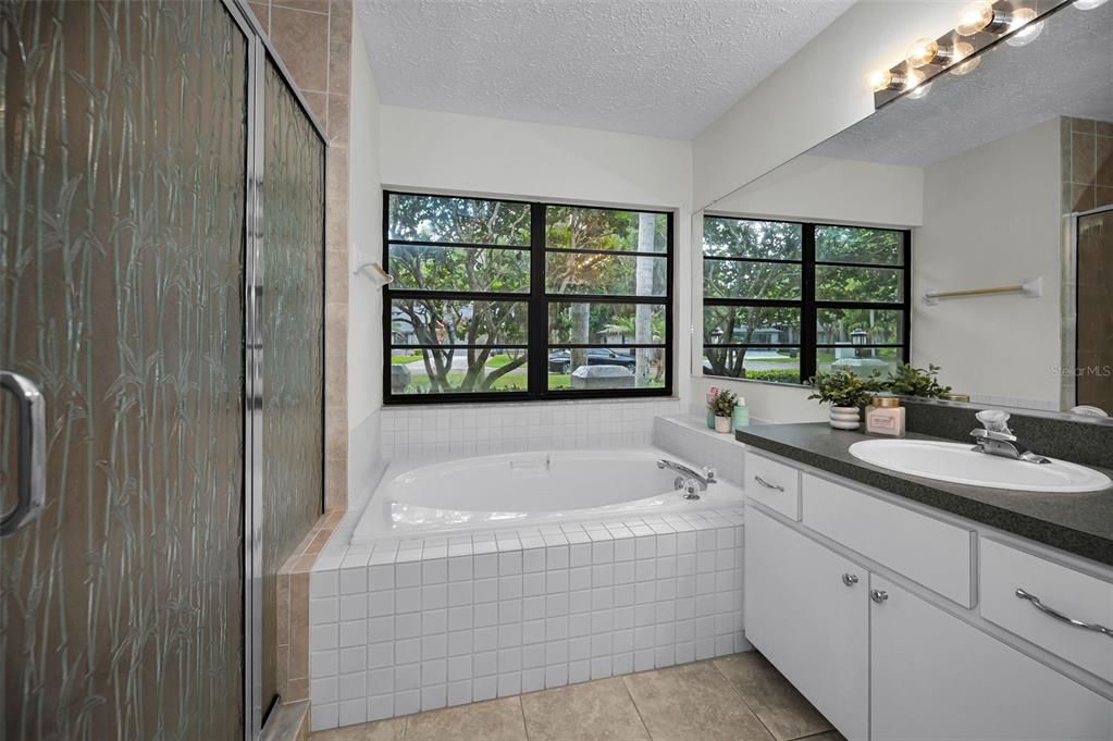 For Sale: $495,000 (3 beds, 2 baths, 1685 Square Feet)