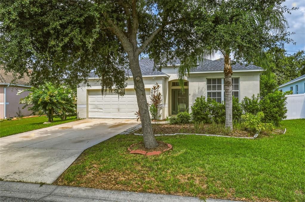For Sale: $350,000 (3 beds, 2 baths, 1996 Square Feet)