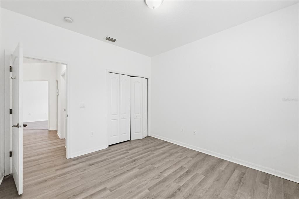 For Sale: $350,000 (3 beds, 2 baths, 1996 Square Feet)