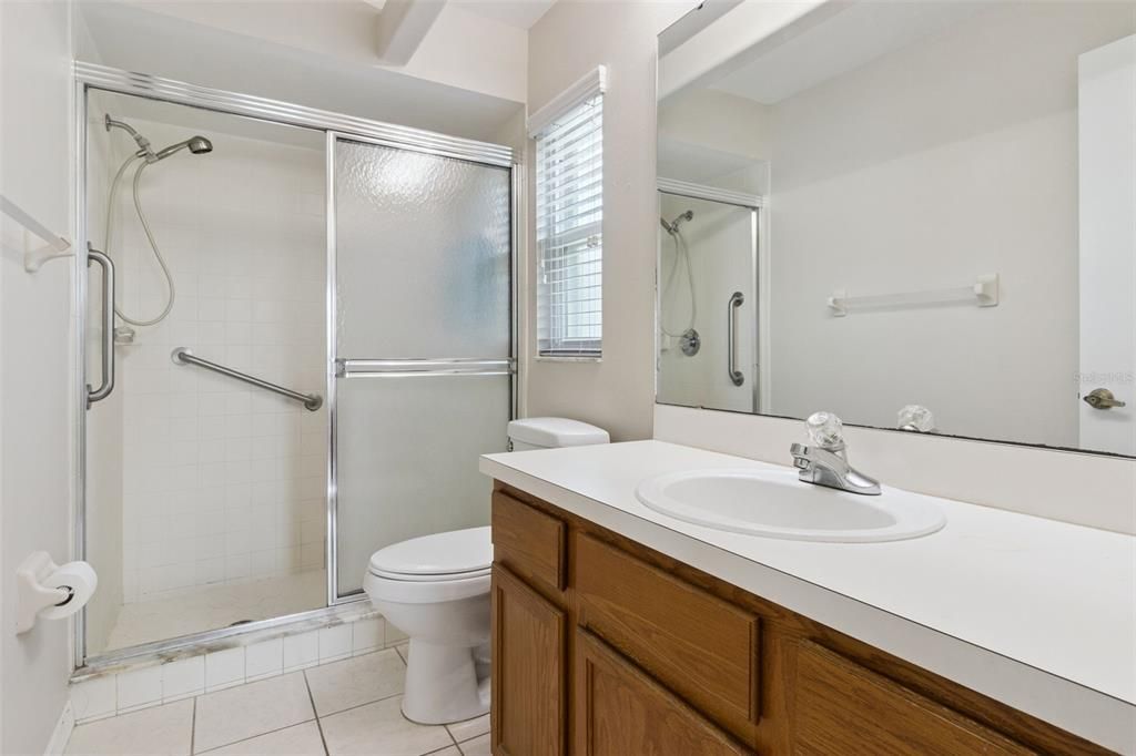 For Sale: $229,000 (2 beds, 2 baths, 1112 Square Feet)