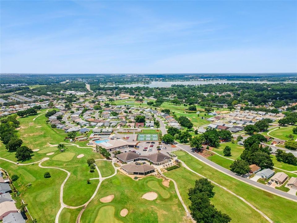 For Sale: $229,000 (2 beds, 2 baths, 1112 Square Feet)