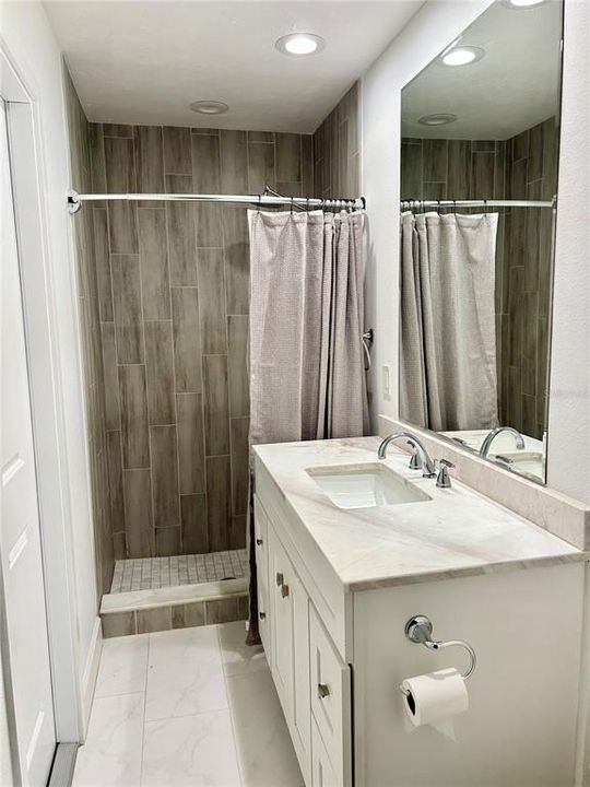 For Sale: $469,000 (3 beds, 3 baths, 1663 Square Feet)