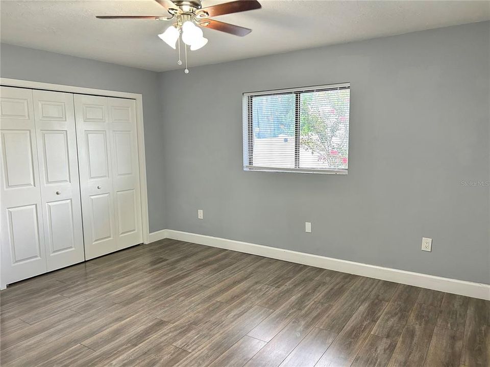For Sale: $469,000 (3 beds, 3 baths, 1663 Square Feet)