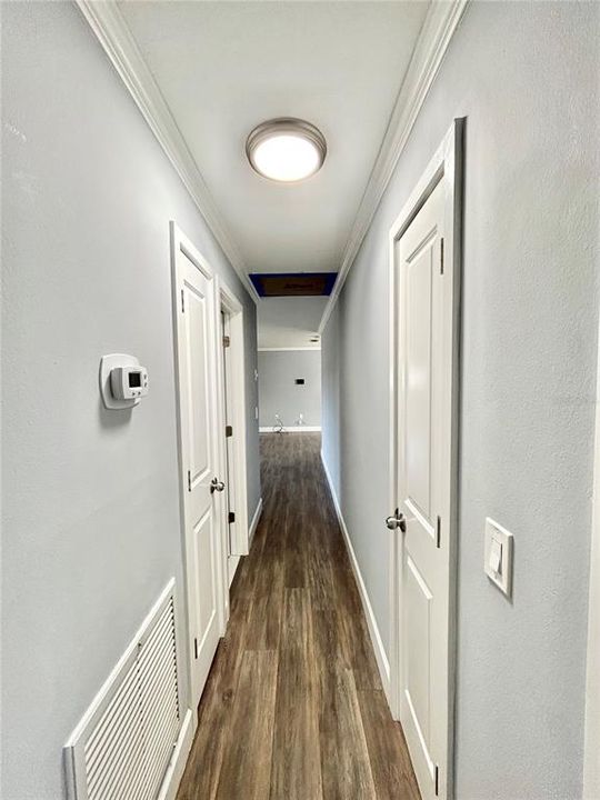 For Sale: $469,000 (3 beds, 3 baths, 1663 Square Feet)