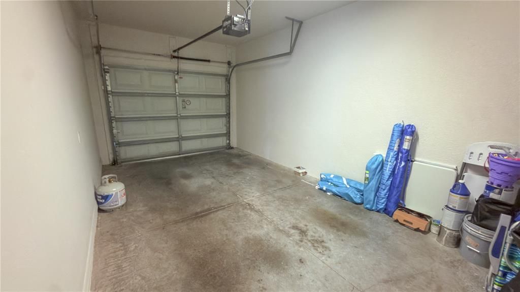 В аренду: $2,150 (3 спален, 2 ванн, 1661 Квадратных фут)