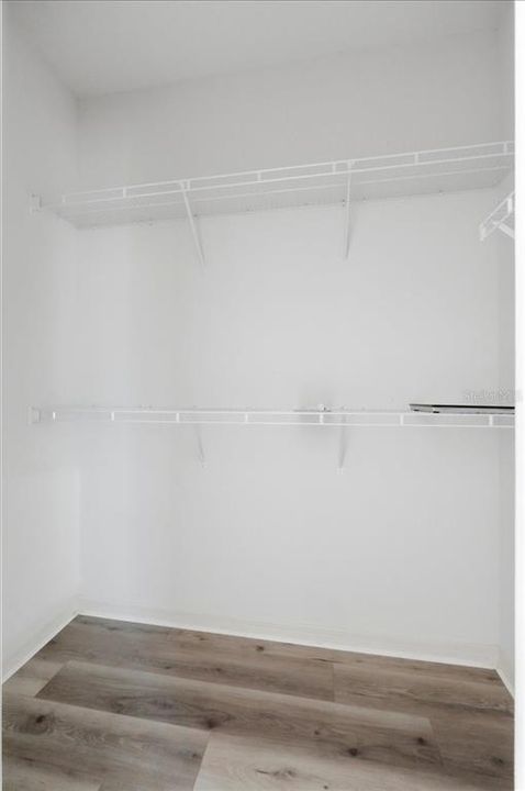 For Sale: $329,900 (3 beds, 2 baths, 1814 Square Feet)