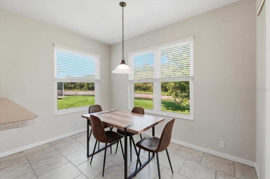 For Sale: $329,900 (3 beds, 2 baths, 1814 Square Feet)