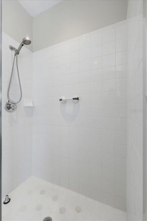 For Sale: $329,900 (3 beds, 2 baths, 1814 Square Feet)