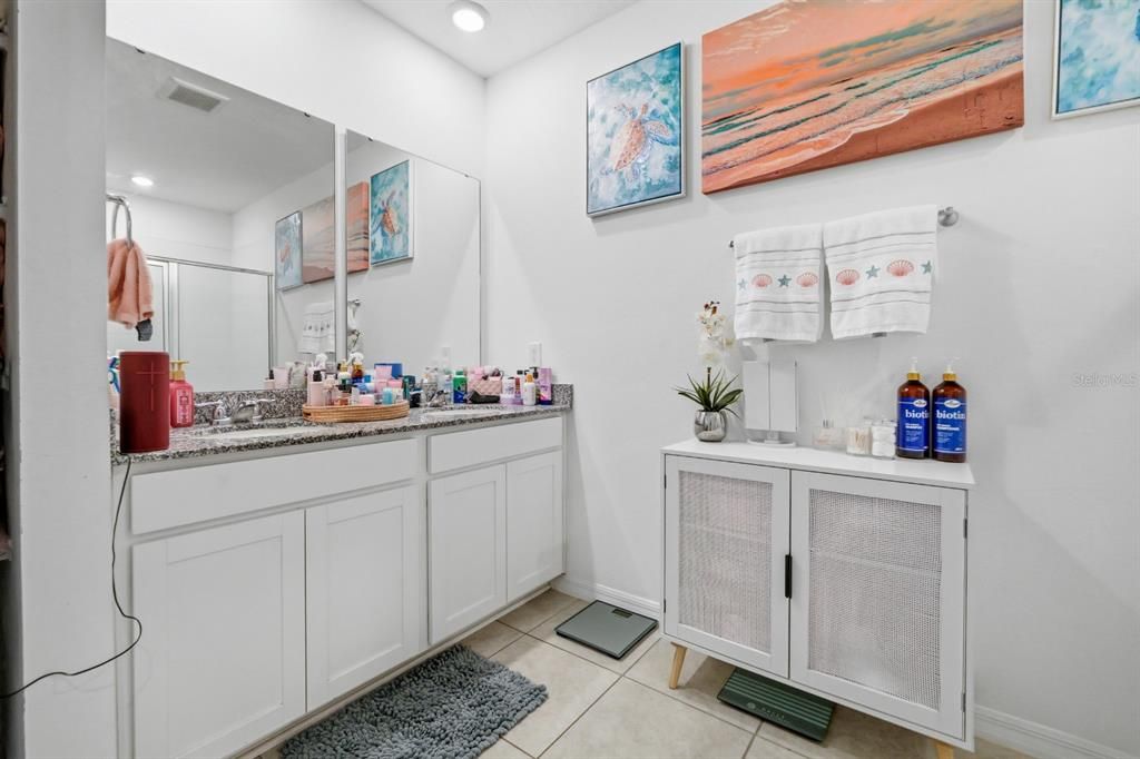 En Venta: $324,990 (3 camas, 2 baños, 1734 Pies cuadrados)