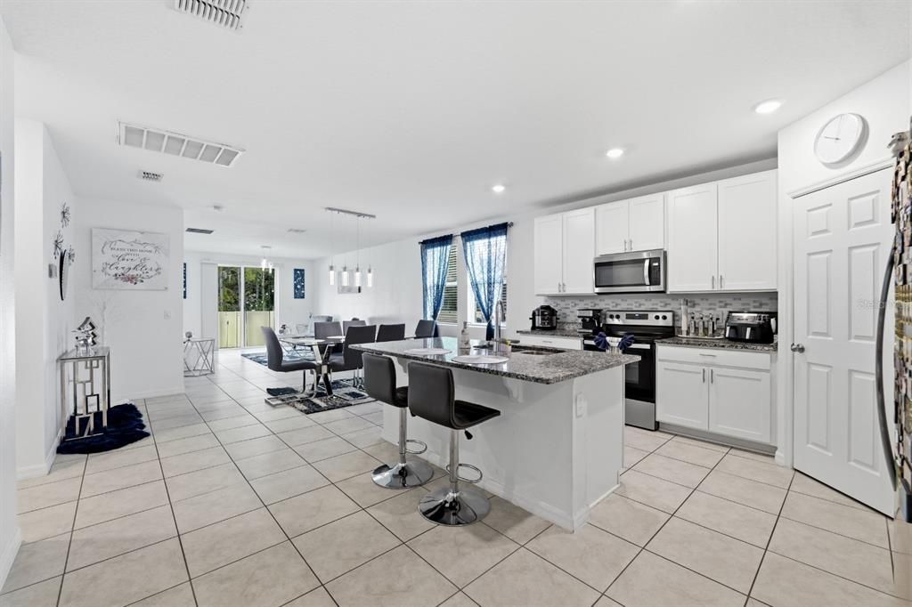En Venta: $324,990 (3 camas, 2 baños, 1734 Pies cuadrados)