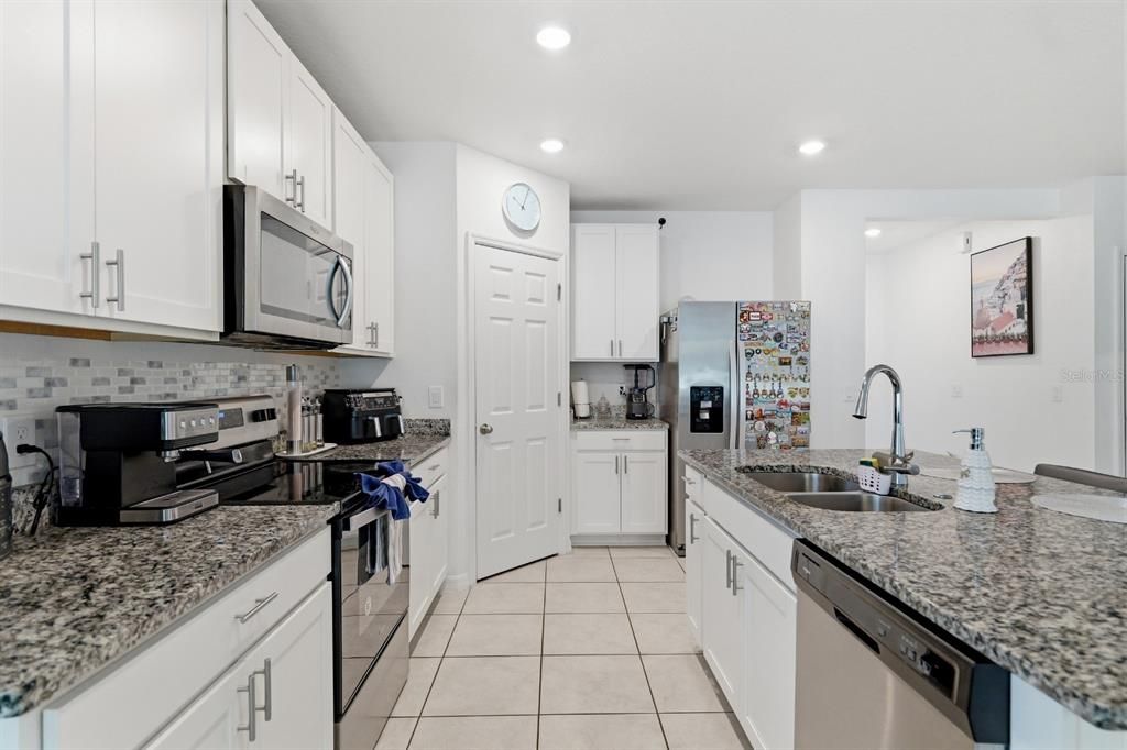 En Venta: $324,990 (3 camas, 2 baños, 1734 Pies cuadrados)