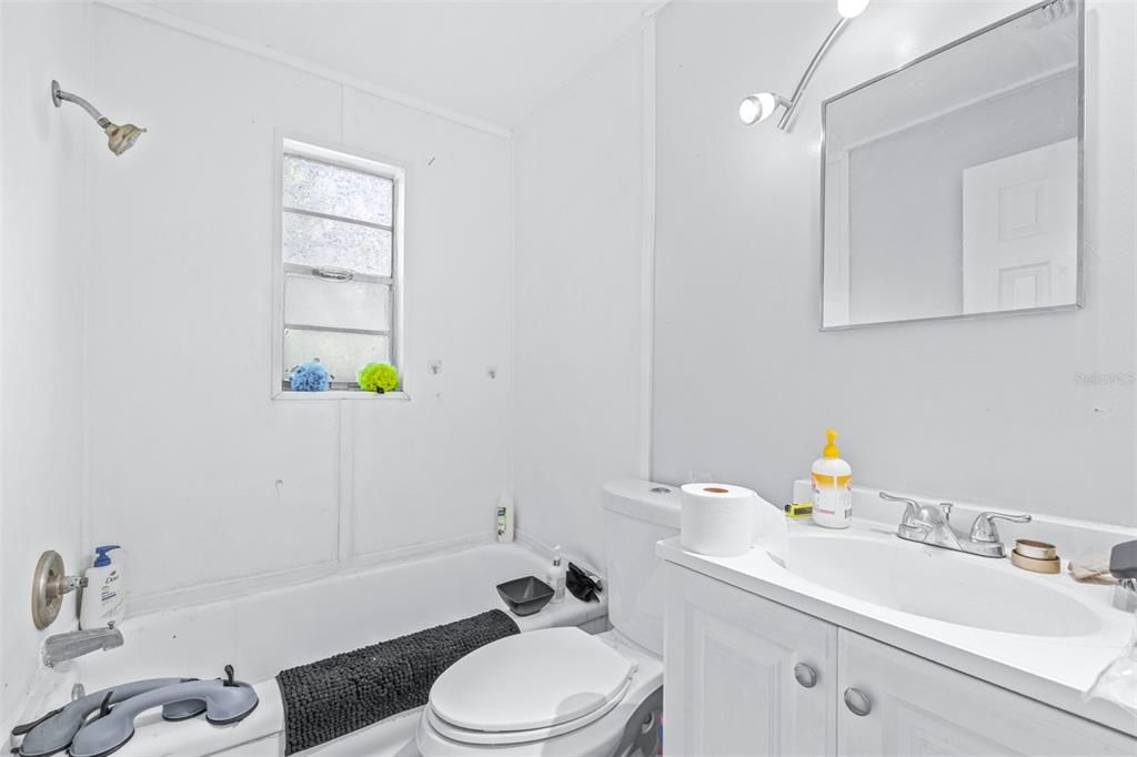 For Sale: $415,000 (4 beds, 0 baths, 1304 Square Feet)