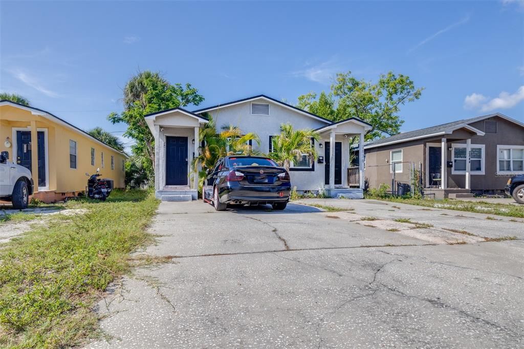 For Sale: $415,000 (4 beds, 0 baths, 1304 Square Feet)