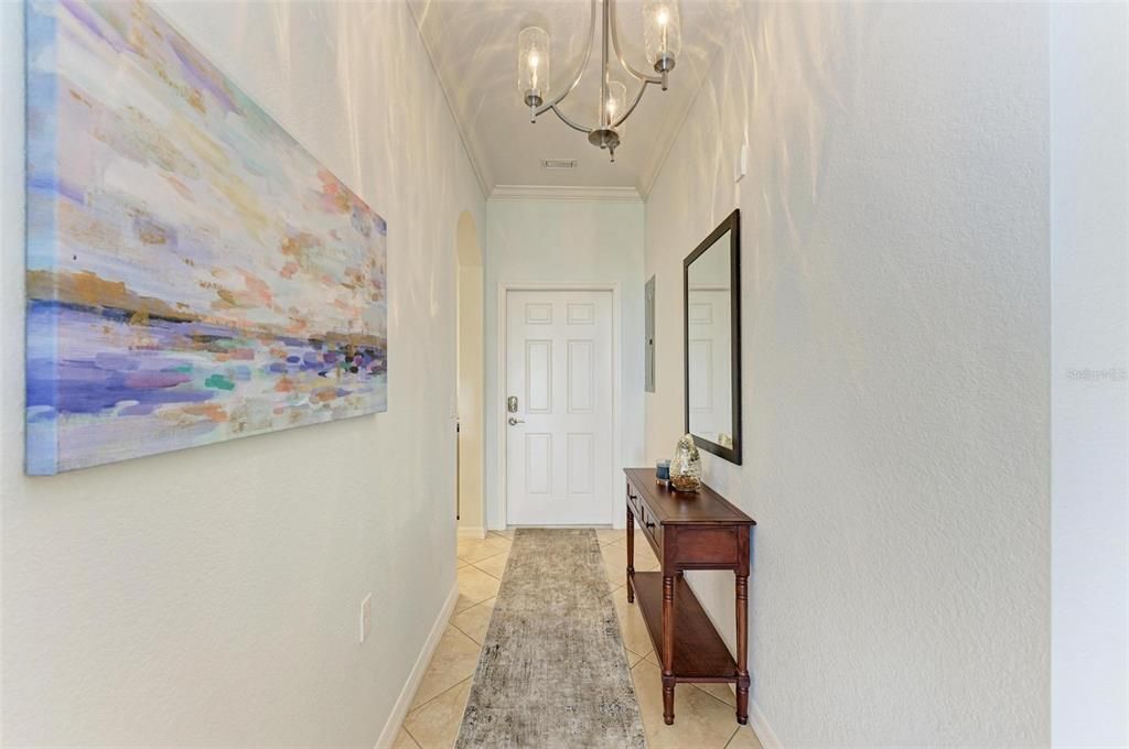 For Sale: $229,900 (2 beds, 2 baths, 1121 Square Feet)