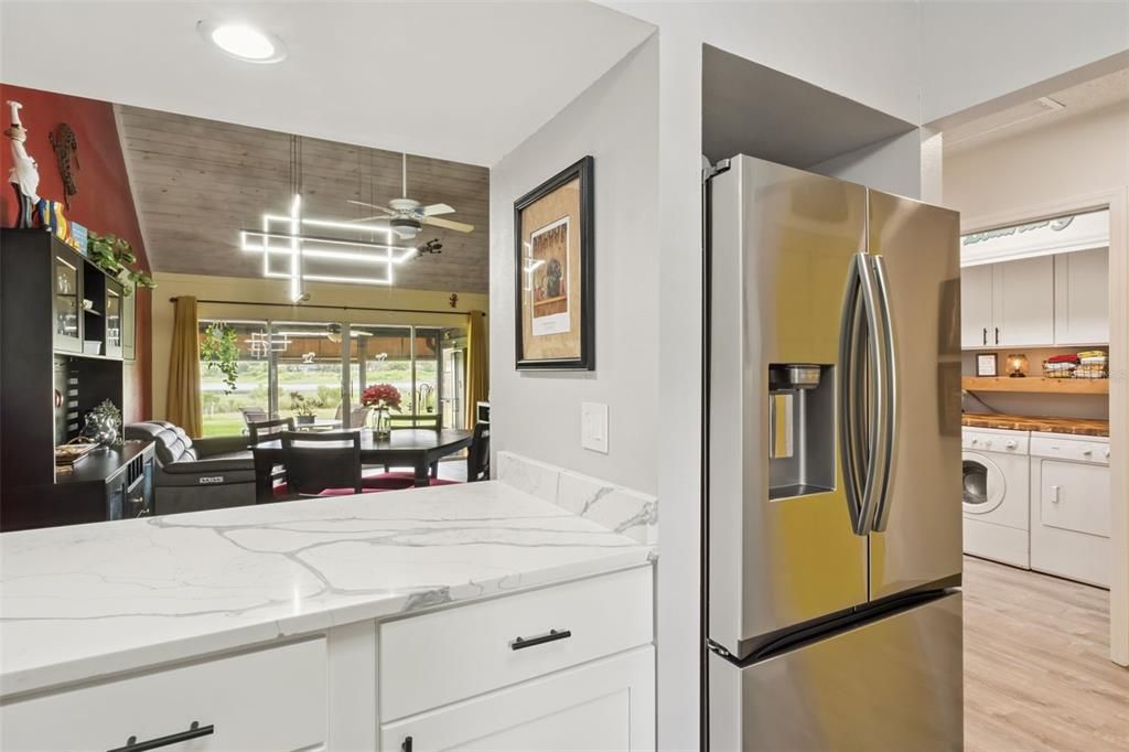 For Sale: $239,900 (2 beds, 2 baths, 980 Square Feet)